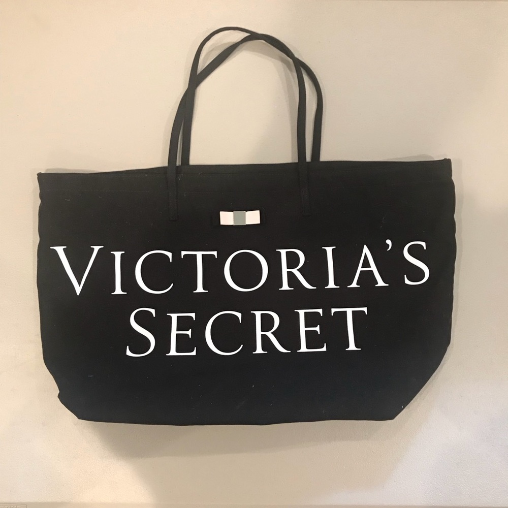 Victoria’s Secret tote bag